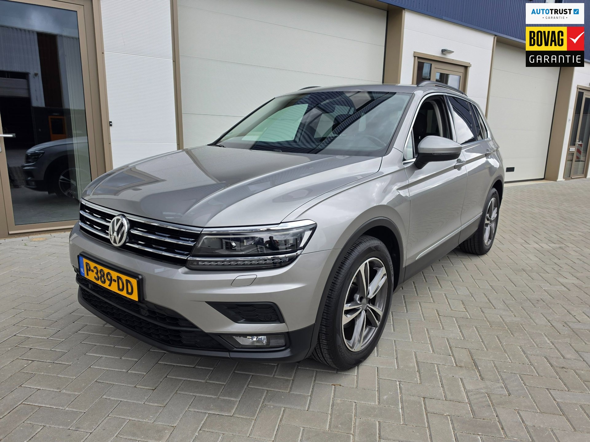Volkswagen Tiguan - Foto 1